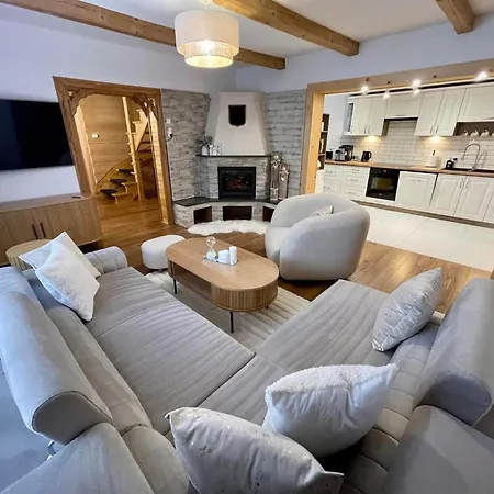 Swidrowa Jacuzzi & Sauna Chalé *