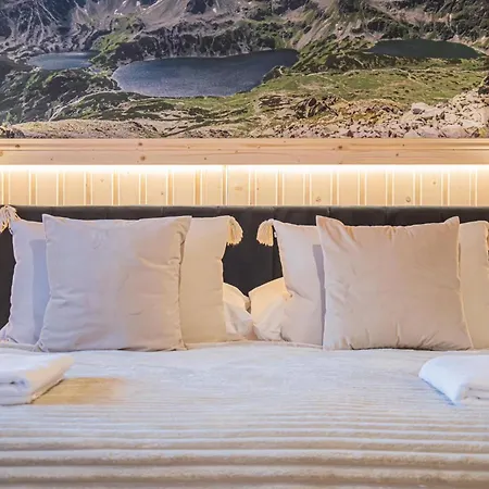 Swidrowa Jacuzzi & Sauna Chalet