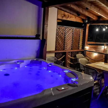 Swidrowa Jacuzzi & Sauna Chalet Zakopane